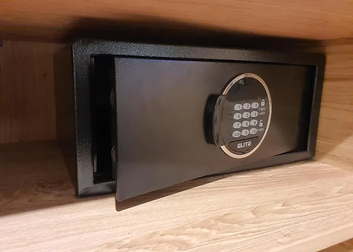 Leontina - With Air Conditioning And Summer Card *