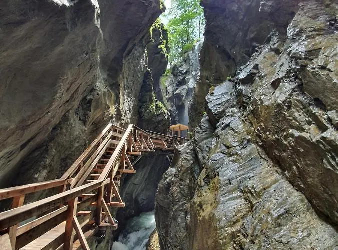 Leontina - With Air Conditioning And Summer Card דירה